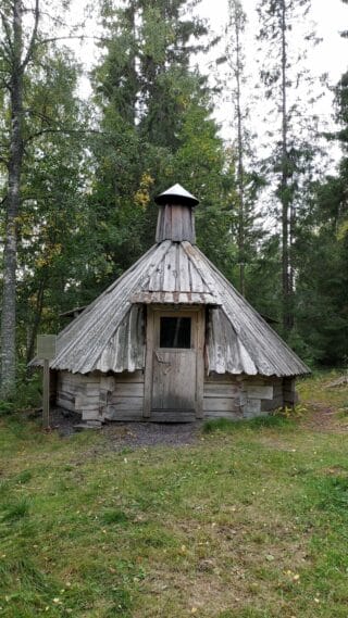Korvgrävens kåta.