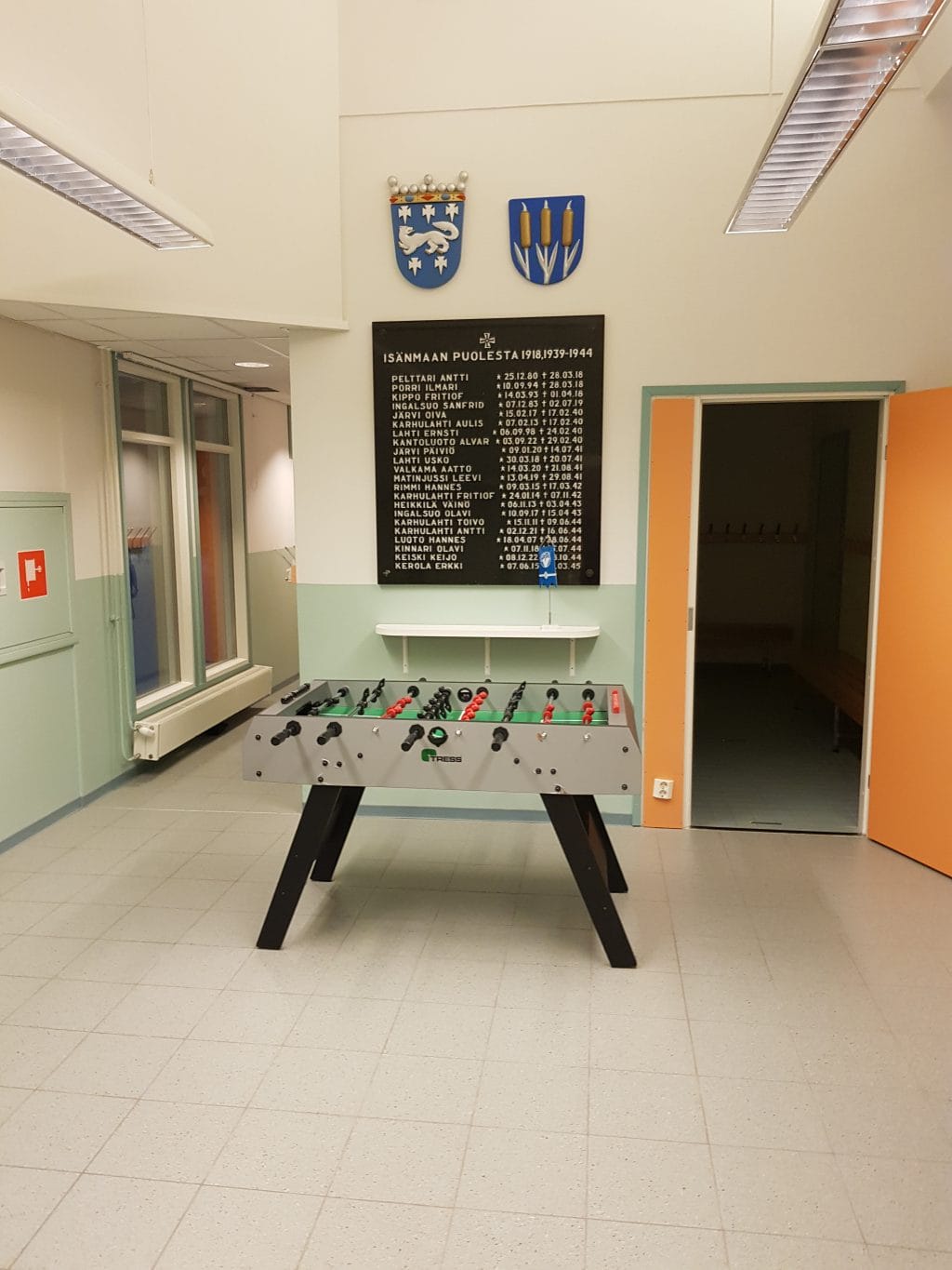 Koulun aula