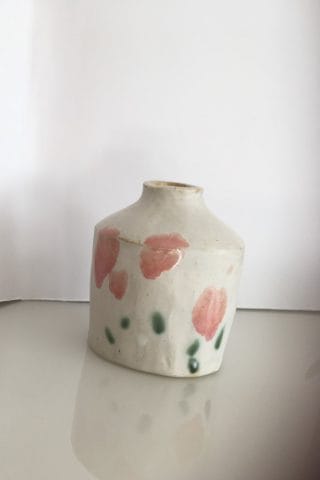 keraaminen maljakko.