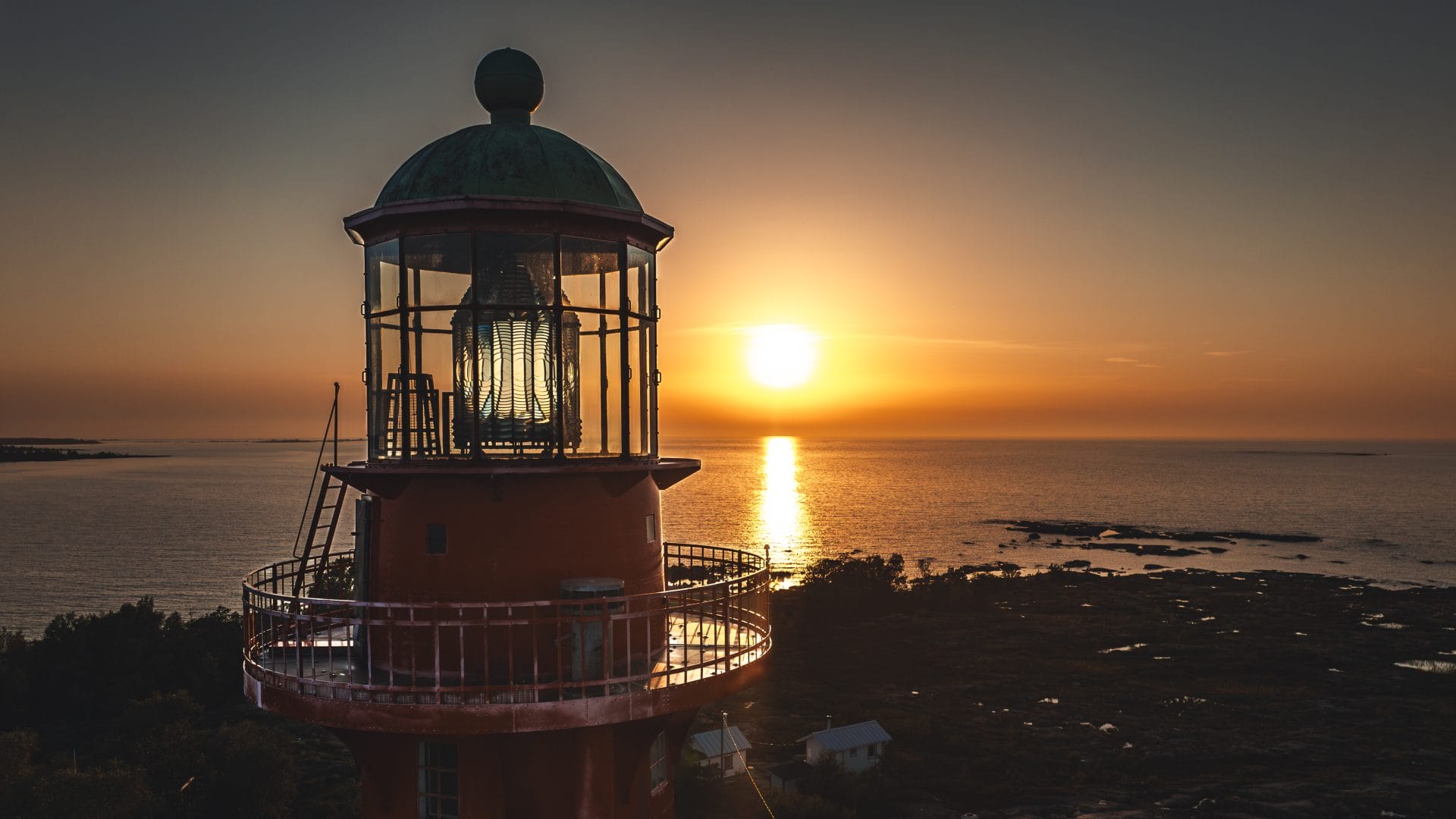 Yotgan holda anal jinsiy aloqa fotosurati